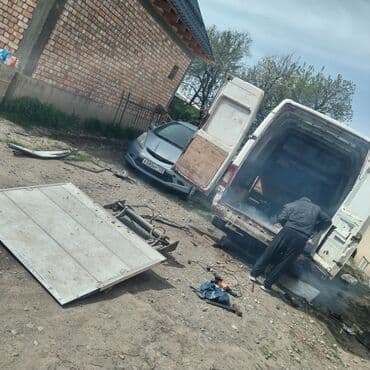 кузовные запчасти на спринтер бишкек: Артындагы лапата сатылат — 7