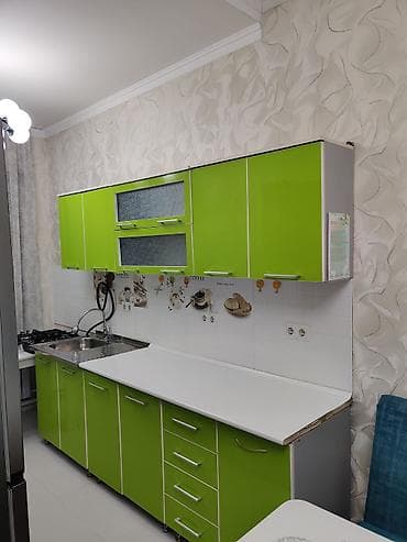 кухонный в рассрочку: Кухонный гарнитур, Б/у, цвет - Зеленый, Платная доставка — 1
