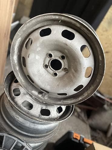 р15 казан: Диски R 15 Комплект, отверстий - 5, Б/у — 3