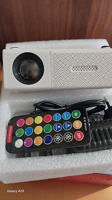 samsung t5: Мини-проектор с пультом ДУ - Компактный портативный проектор в белом — 1