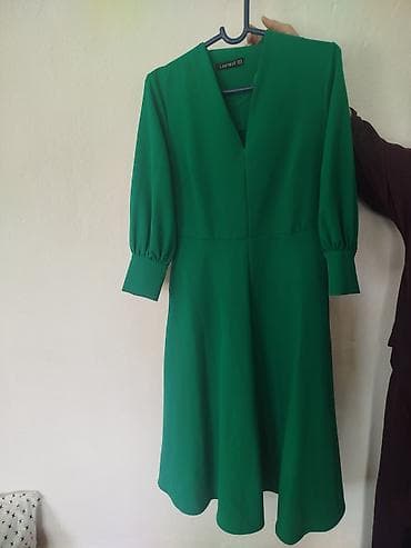 женская обувь 37: Зелёное женское платье Laroad - Цвет: насыщенный изумрудный. - Фасон — 4