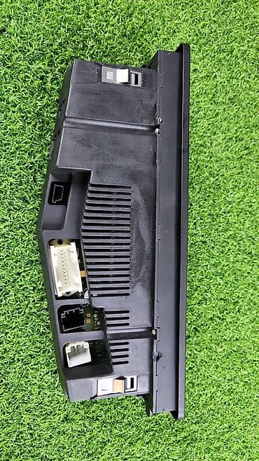 step 2: Блок климат контроля BMW 2002 г., Б/у, Оригинал, Германия — 3