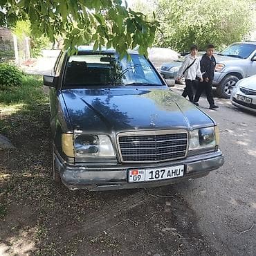 Транспорт: Mercedes-Benz W124: 1991 г., Кол менен иштөөчү, Седан — 2
