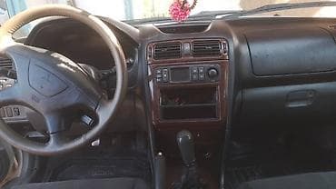машина жыгули: Mitsubishi Galant: 2000 г., 2.4 л, Кол менен иштөөчү, Бензин, Седан — 5