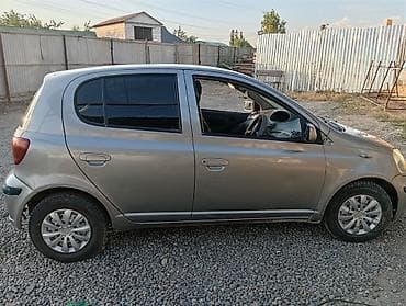 265 70: Toyota Vitz: 2002 г., 1.3 л, Бензин, Хэтчбэк — 2