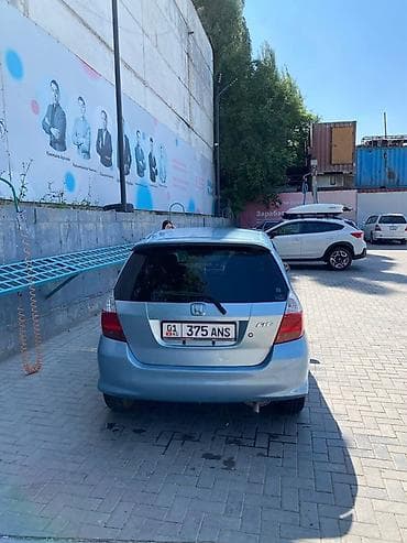Продажа авто: Honda Fit: 2004 г., Автомат, Бензин, Хэтчбэк — 8