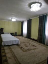 Үйдү ижарага алам: Үй, 160 кв. м, 6 бөлмө, Менчик ээси — 5