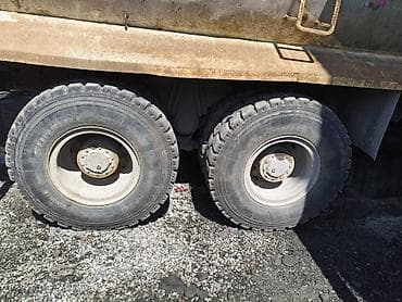 зеркала для мопеда: Самосвал HOWO (CNHTC/SINOTRUK), 6x4 - Конфигурация осей: 6x4, двойные — 2