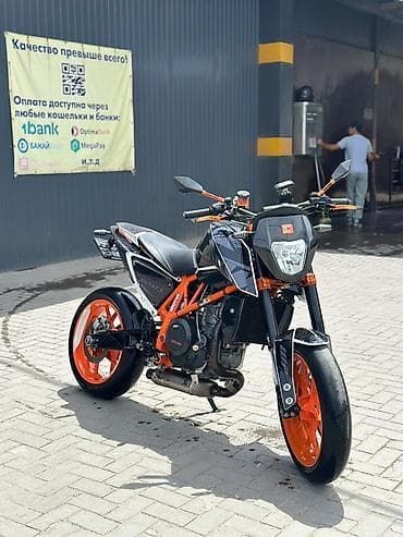 Naked 700 куб. см, Бензин, Взрослый, Новый