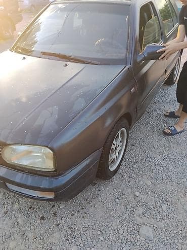 cga3 de: Volkswagen Golf: 1992 г., 1.6 л, Механика, Бензин, Хэтчбэк — 1