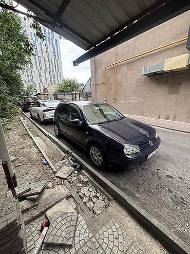 colf 2: Volkswagen Golf: 2003 г., Автомат, Бензин — 2