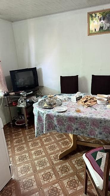 Дома: Продаётся частный дом с огородом. -Район Старый толчок -Площадь — 7