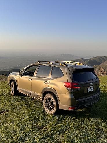 свежо пригнан: Subaru Forester: 2022 г., 2.5 л — 4