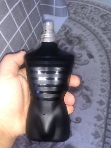 эссенс мужской парфюм: Мужской фирменном флаконе-«торсе» матово‑черного цвета с глянцевыми — 6