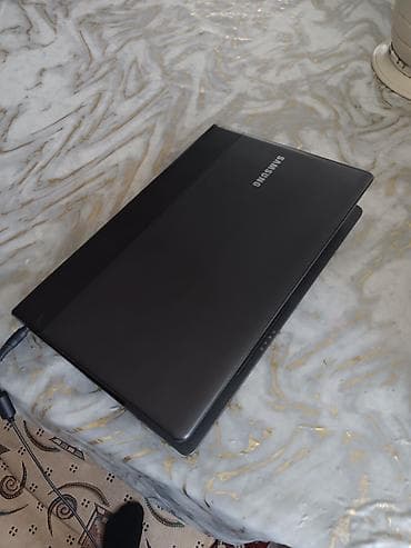Ноутбук Samsung 300E5C/300E5X (модель NP300E5X-A09ANG) Основные
