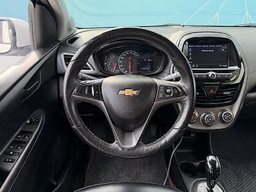 Chevrolet Spark: 2020 г., 1 л, Автомат, Бензин, Хетчбек — 8