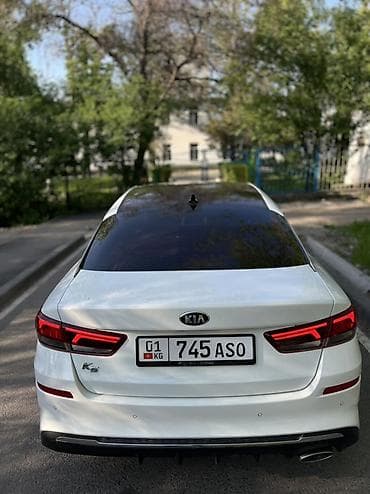 k7 2020: Kia K5: 2018 г., Седан — 5