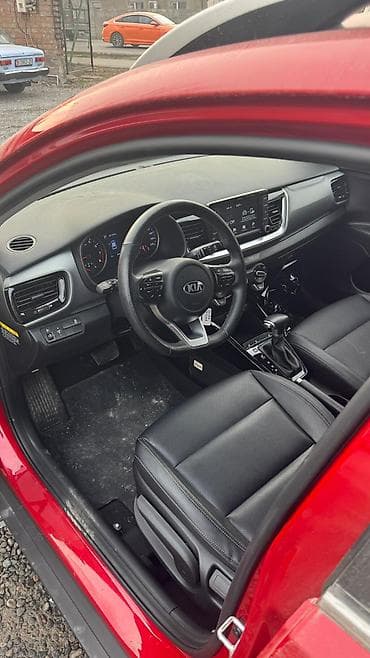 кия стонинг: Kia Stonic: 2019 г., 1.4 л, Автомат, Бензин, Кроссовер — 9