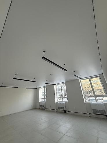 недвижимость каракол: Сдаю Аренда офисов, 94 м², В бизнес центре — 7