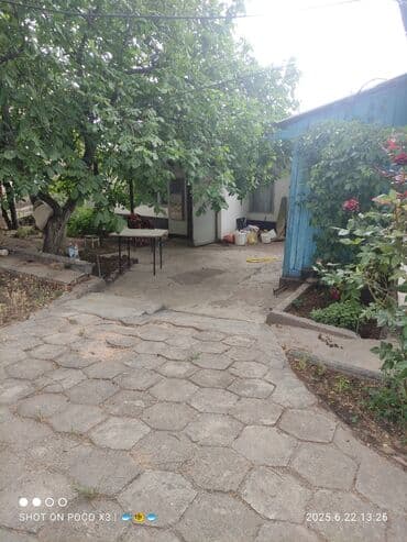 срочно большой дом: Дом, 80 м², 8 комнат, Собственник, Старый ремонт — 4