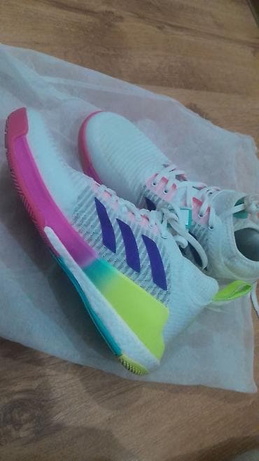 Кроссовки, 40, Adidas, Новый, цвет - Белый, Самовывоз