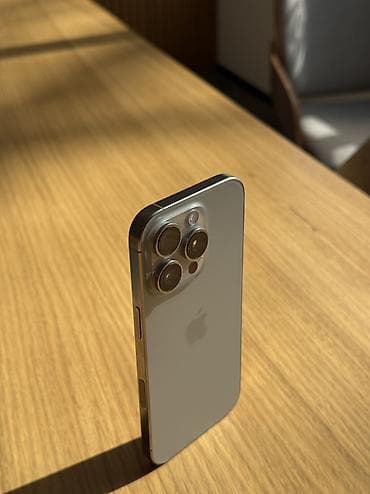 macbook pro 2011: IPhone 16 Pro, Б/у, 256 ГБ, Natural Titanium, Защитное стекло, Чехол, Кабель, 93 % — 3