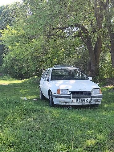 мопед ош: Opel Kadett: 1990 г., 1.3 л, Механика, Бензин, Хэтчбэк — 3