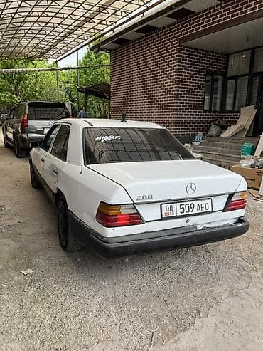 Mercedes-Benz W124: 1986 г., 2 л, Автомат, Бензин, Седан