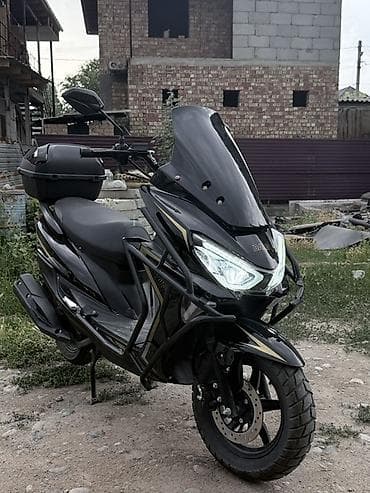 Мотоциклдер: Скутер түрү 160 куб. см, Бензин, Колдонулган — 7