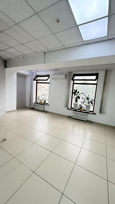 Сдается Светлое офисное/коммерческое помещение 40 м2 аренда 75000 сом