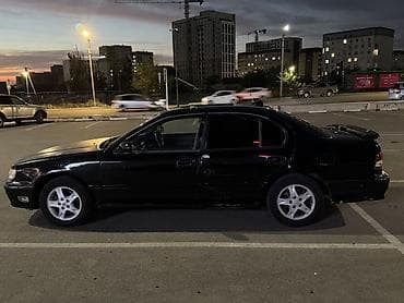 справа: Nissan Cefiro: 1996 г., 2 л, Бензин, Седан — 5