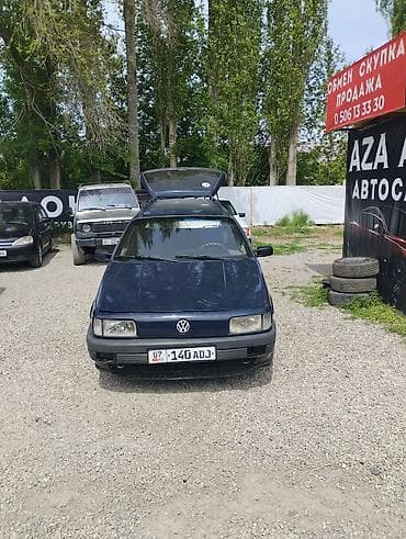 Volkswagen Passat Variant: 1989 г., 1.8 л, Механика, Бензин, Универсал