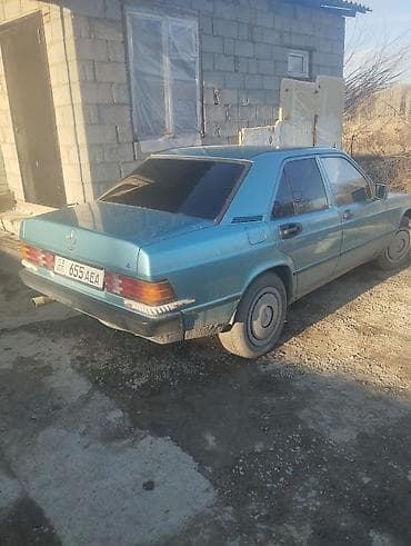124 ешка: Mercedes-Benz 190: 1986 г., 2 л, Механика, Бензин, Седан — 4