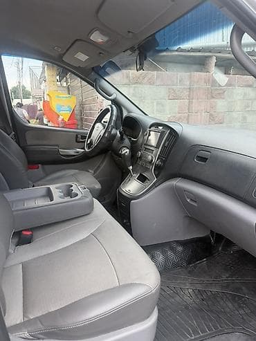 дворники е39: Hyundai Grand Starex: 2008 г., 2.5 л, Автомат, Дизель, Минивэн — 6