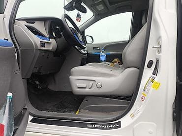 audi a6 1999: Toyota Sienna: 2018 г., 3.5 л, Автомат, Бензин, Минивэн — 10