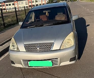Toyota Raum: 2002 г., Автомат, Бензин, Минивэн — 1