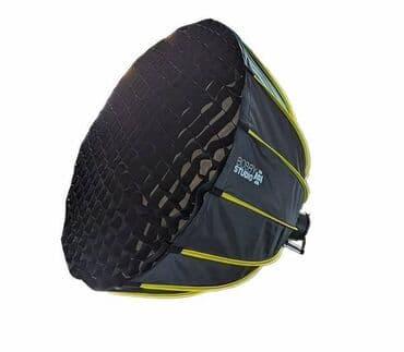 свет для студии: Набор Октобокс Bobby Studio 90 см + Светодиодный студийный осветитель — 3