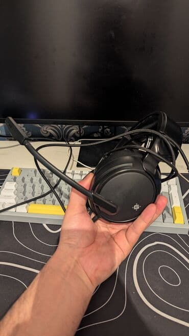 hyperx alloy: Продаю игровые наушники с микрофоном 1000 сом — 1