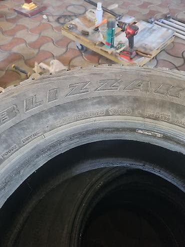 rf1 rf2: Шины 225 / 80 / R 15, Зима, Б/у, Комплект, Внедорожные (АТ/МТ), Япония, Bridgestone — 2