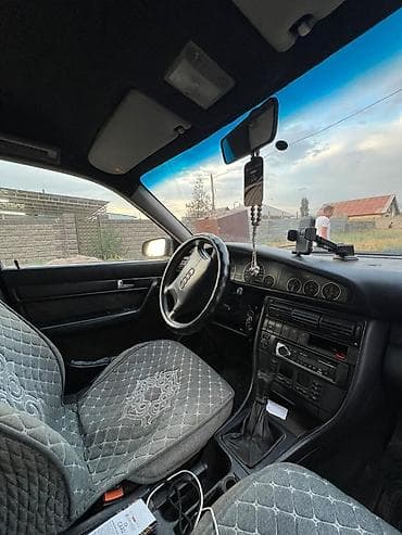 m max: Audi A6: 1996 г., 2.6 л, Механика, Бензин, Седан — 8