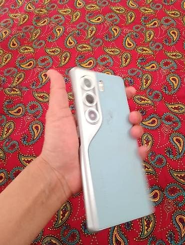 ipad 1: Tecno Camon 30S Pro, Б/у, 256 ГБ, цвет - Голубой, 2 SIM — 3