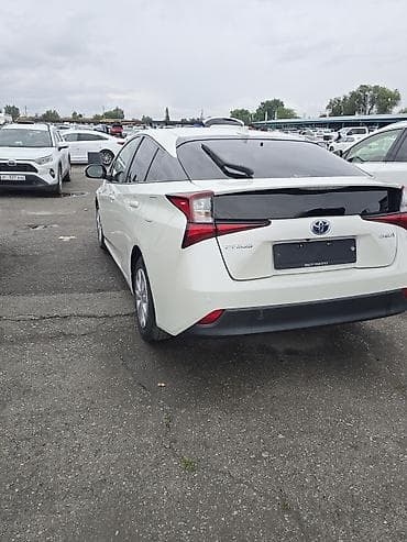 тойота приус с: Toyota Prius: 2020 г., 1.8 л, Гибрид, Хэтчбэк — 4