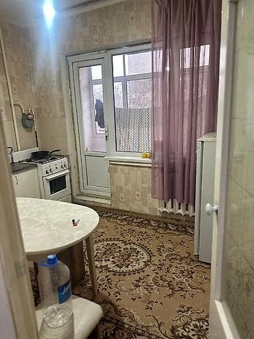 набережная: 1 комната, 33 м², 106 серия, 3 этаж, Старый ремонт — 8