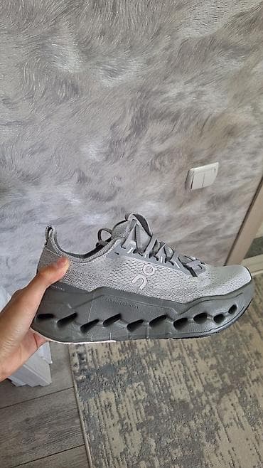 ice berlin: Кроссовки On (размер 42-43) Cloudtilt/CloudTec Phase, серыйт. - — 3