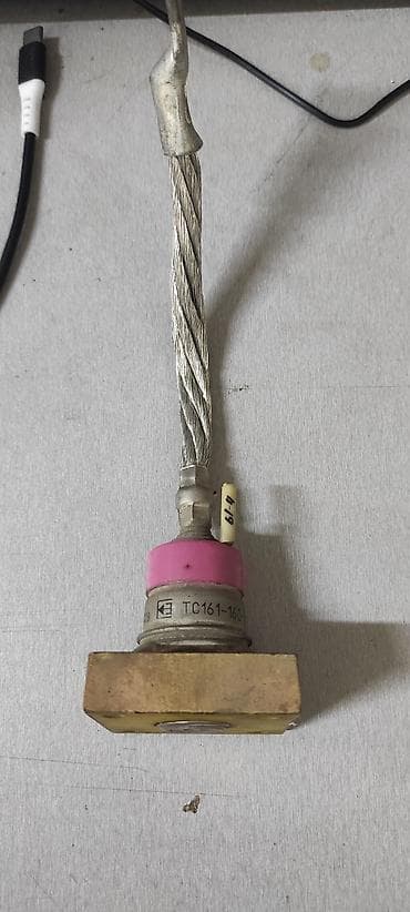 Тиристор силовой TC161-160 в корпусе штыревого/пресс‑контактного типа