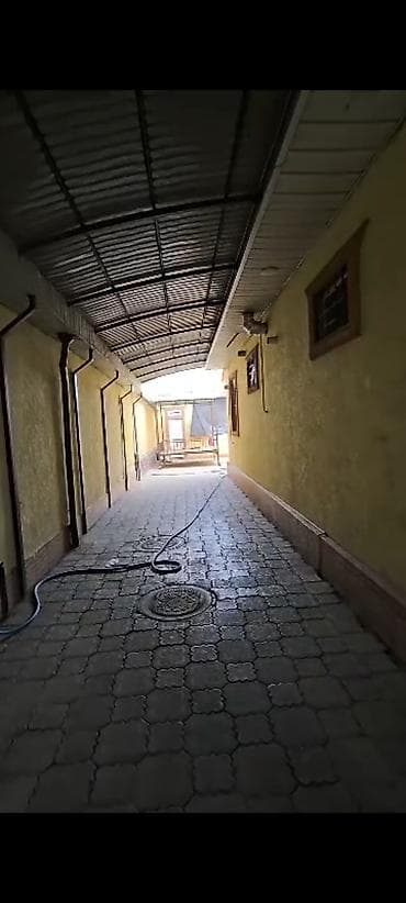 пл: 200 м², 8 комнат, Видеонаблюдение — 1