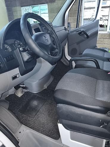прием холодильников: Рефрижераторный фургон Mercedes-Benz Sprinter 2010 год объем двигателя — 6