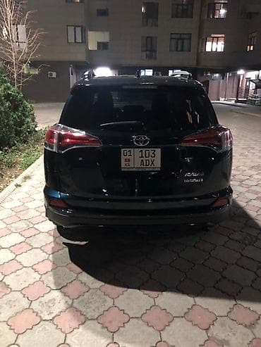 18000: Toyota RAV4: 2018 г., Вариатор, Гибрид, Кроссовер — 3