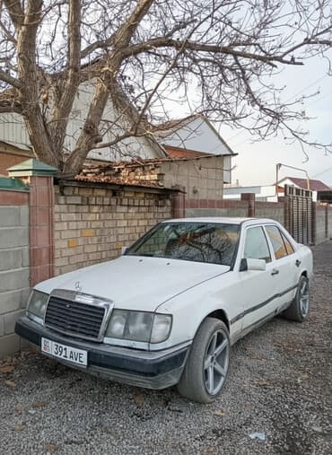 шины на нива: Mercedes-Benz W124: 1986 г., 2 л, Автомат, Бензин, Седан — 1
