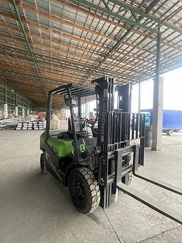 byd e7: Погрузчик, LiuGong, Колесный, Вилочный — 2